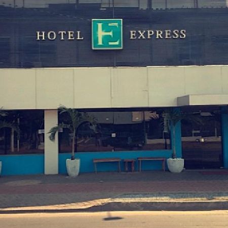 Hotel Express - Leva E Busca No Aeroporto Gratis 24 Horas Varzea Grande  Bagian luar foto