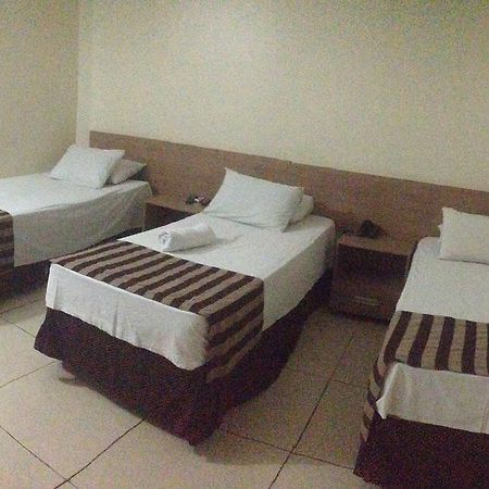 Hotel Express - Leva E Busca No Aeroporto Gratis 24 Horas Varzea Grande  Bagian luar foto